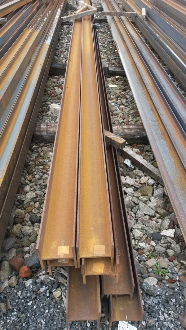 14.000 Mtr 152 mm x 152 mm x 30.4 Kg/m Steel Column - Universal Column ...