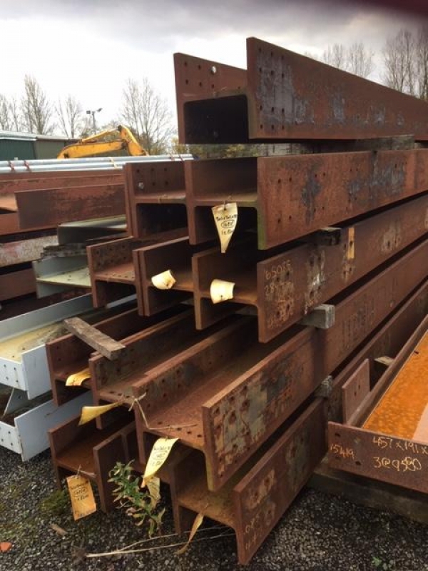 8.200 Mtr 305 X 305 Mm X 198 Kg M Steel Column Second Hand 305 X 305 X 