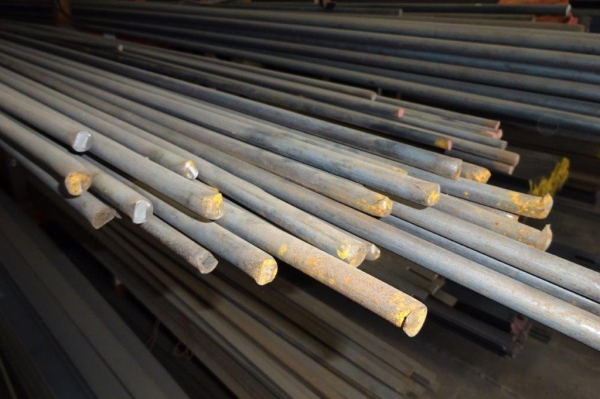 6-mtr-length-of-12mm-mild-steel-round-bar-from-ainscough-metals