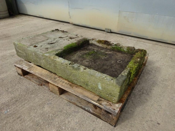 Stone Trough / Planter 1290mm x 650mm - Period / Weathered / Rustic