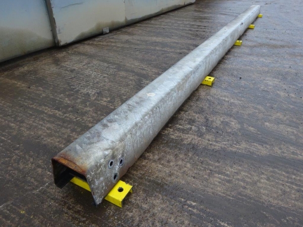 Hgv / Loading Bay Bumper / Barrier 4800mm Long - Galv - Used From ...