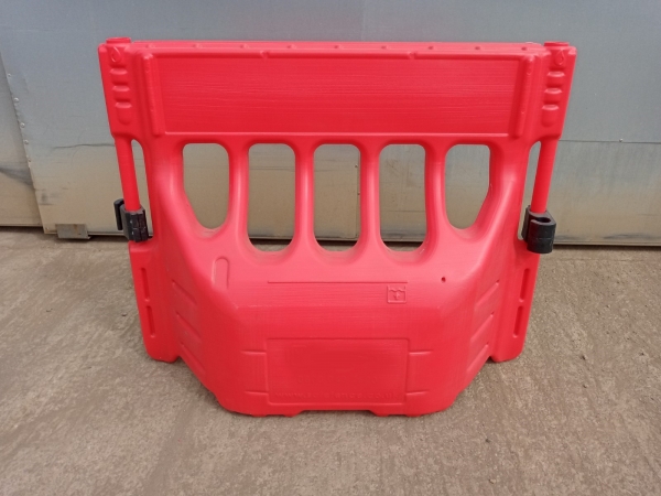 Water Filled Plastic Barrier / Buddha Barrier - Red - 1040mm Wide - Used