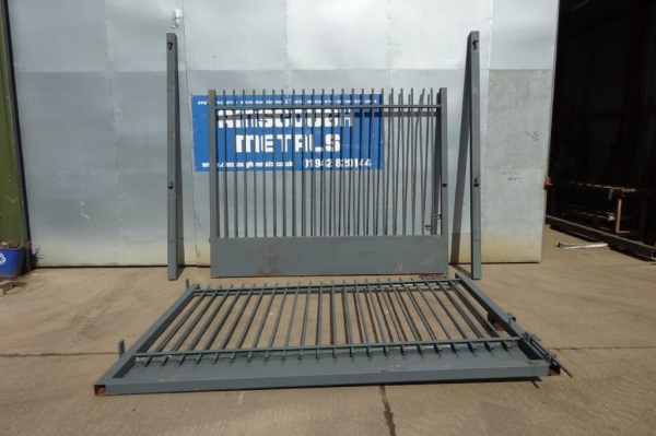 Double Gates With Posts 6.200 Mtr O/a Width, 2.400 Mtr High O/a - Green - Used