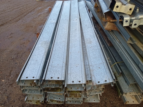 Used c Purlins 180 mm Deep - 2.910 Mtr Length - Side Purlins - Cladding Purlins