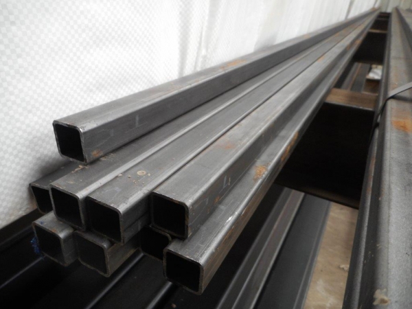 7.500 Mtr of 25 mm x 25 mm x  2 mm Steel Box Section  ( Unused  )