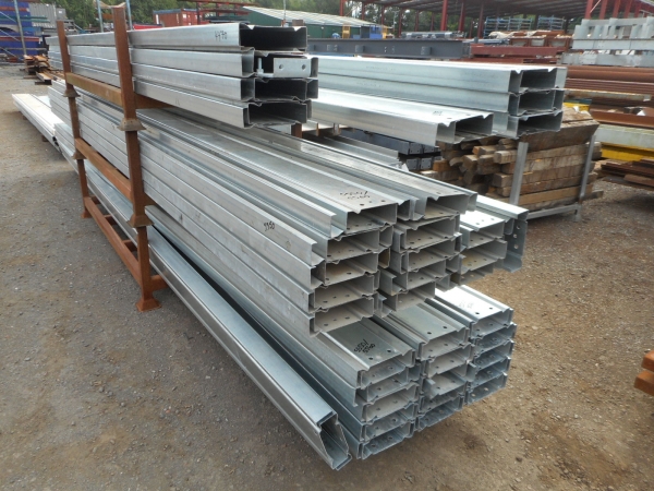 Used c Purlins 225 mm Deep - 4.470 Mtr Length Overall - no Cleats ...