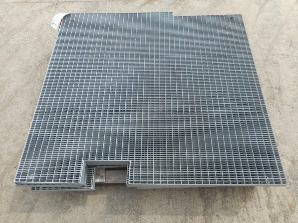 Galvanised Walkway Panel 1.320 Mtr x 1.080/1.245 Mtr - Grating Panel / Flooring / Decking / Mesh / Platform / Open Steel Floor / Floor Forge - Mid & Corner Cutout