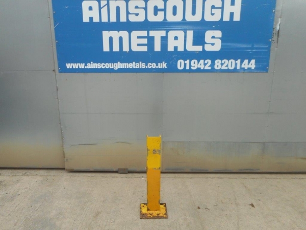 Bolt Down Crash Barrier Post 775 mm Overall High With 260mm x 220mm Base Plate Used